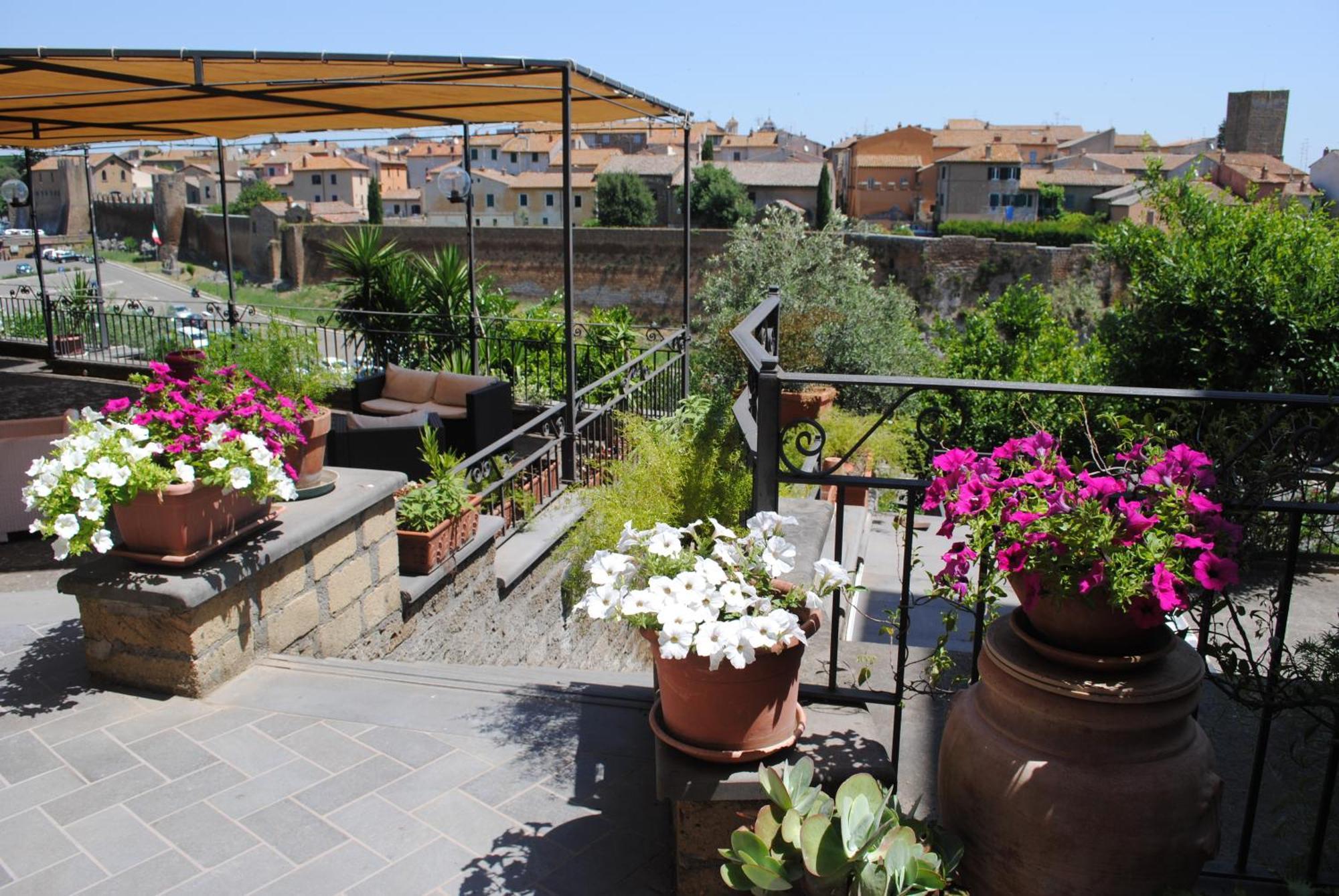 Hotel Tuscania Panoramico Toscânia Exterior foto