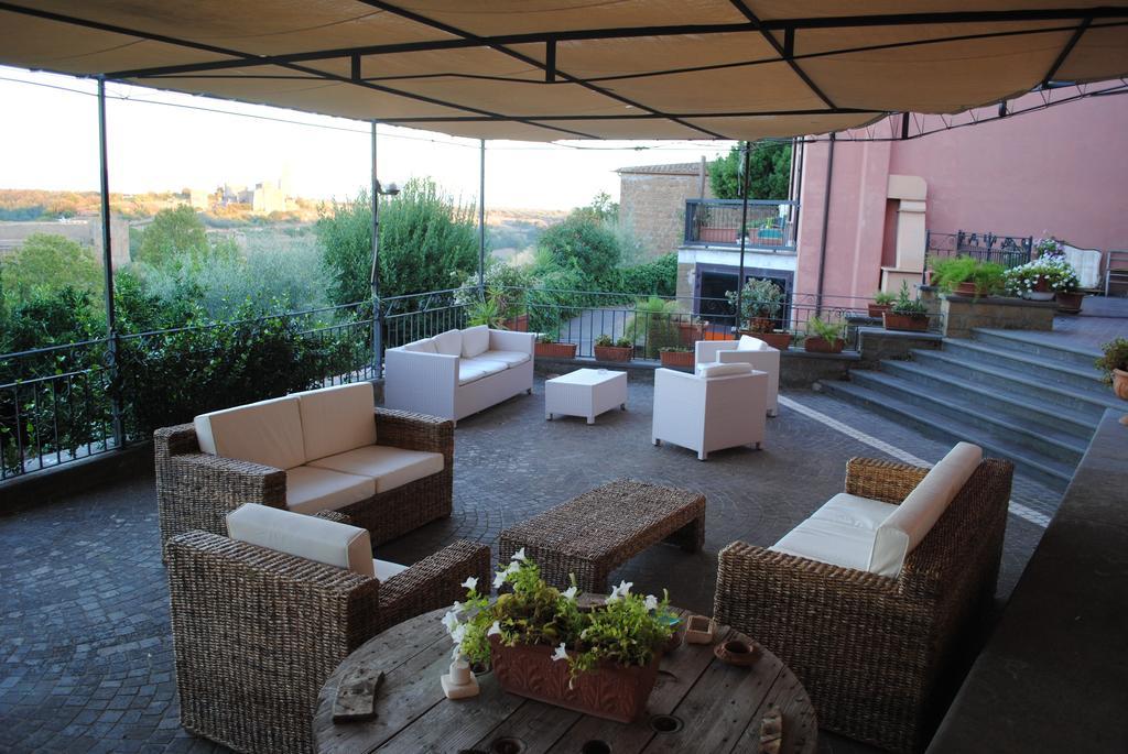 Hotel Tuscania Panoramico Toscânia Exterior foto